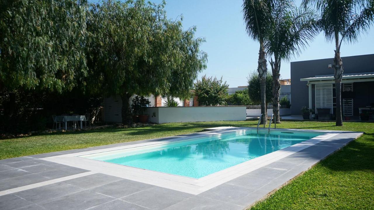 Dependance in Villa con piscina Syracuse Esterno foto