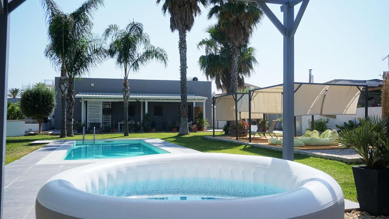 Dependance in Villa con piscina Syracuse Esterno foto
